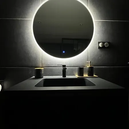 L'echappee Belle *